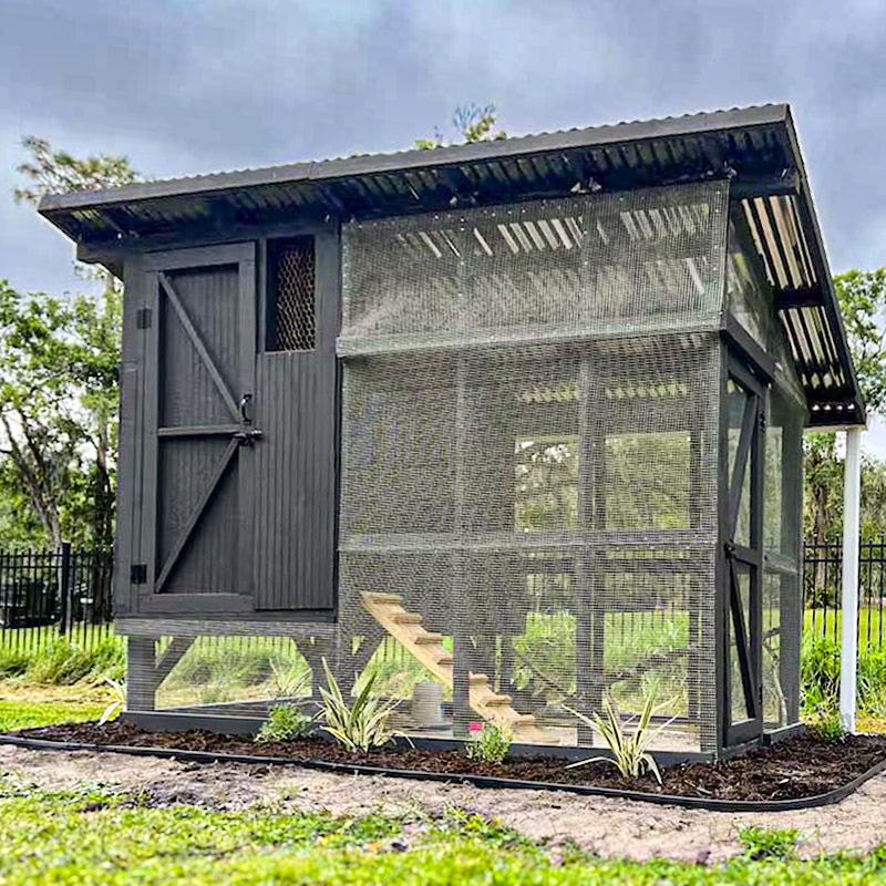 Customer-built rainproof chicken coop with run using CoopPlansDIY instructions